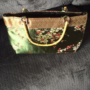 Silk Asian inspired 👜 handbag